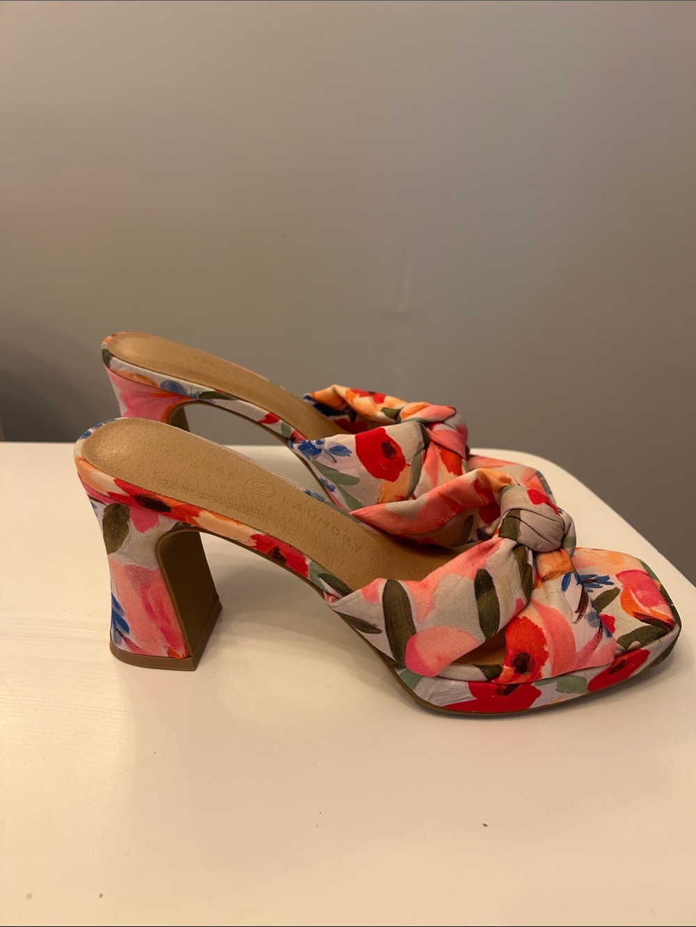 Chinese Laundry Floral Knot Block Heel Mules - Pink/Red